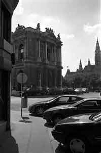 Hofburgtheater, nördliche Seite (c) Roland Reuß